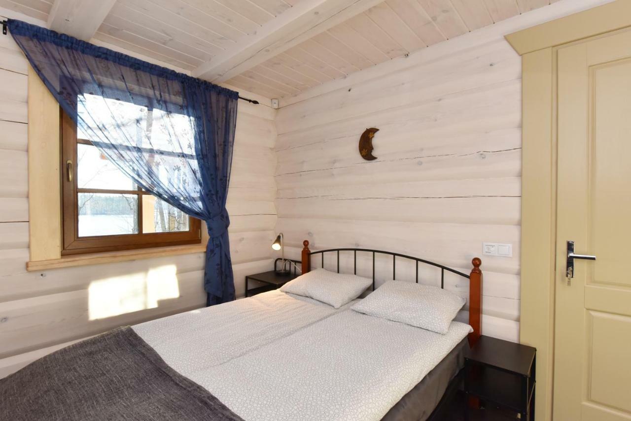 Meku Vila Degučiai Buitenkant foto