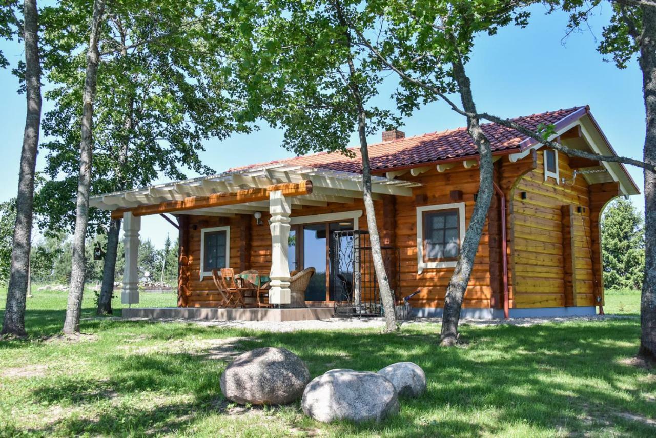 Meku Vila Degučiai Buitenkant foto